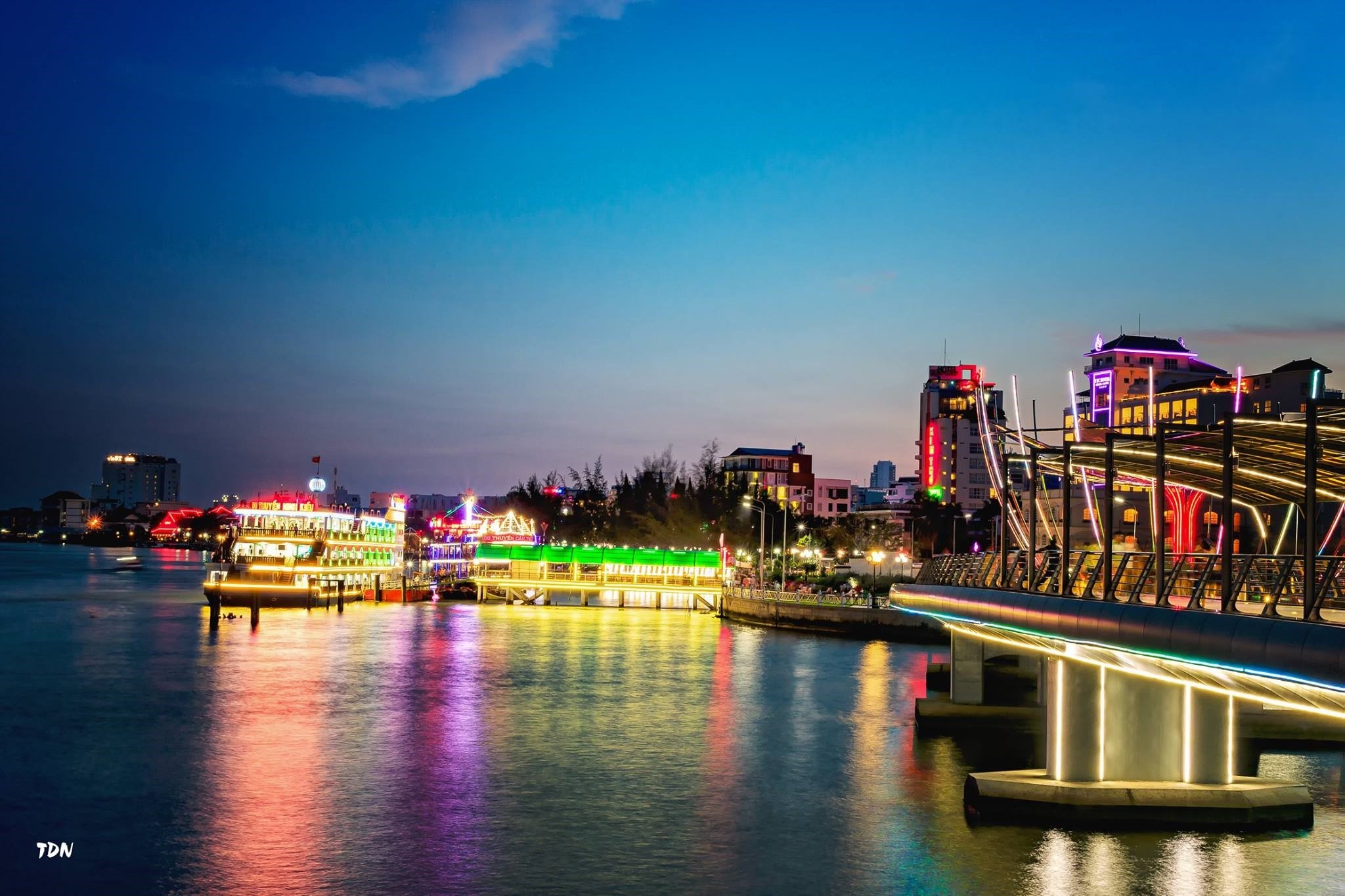 Bạn chắc chắn phải ghé thăm những điểm du lịch ngoạn mục ở Cần Thơ.