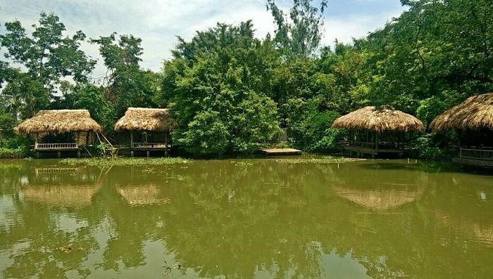 Khu du lịch sinh thái Bảy Tiên là điểm thư giãn nổi tiếng ở Cần Thơ.