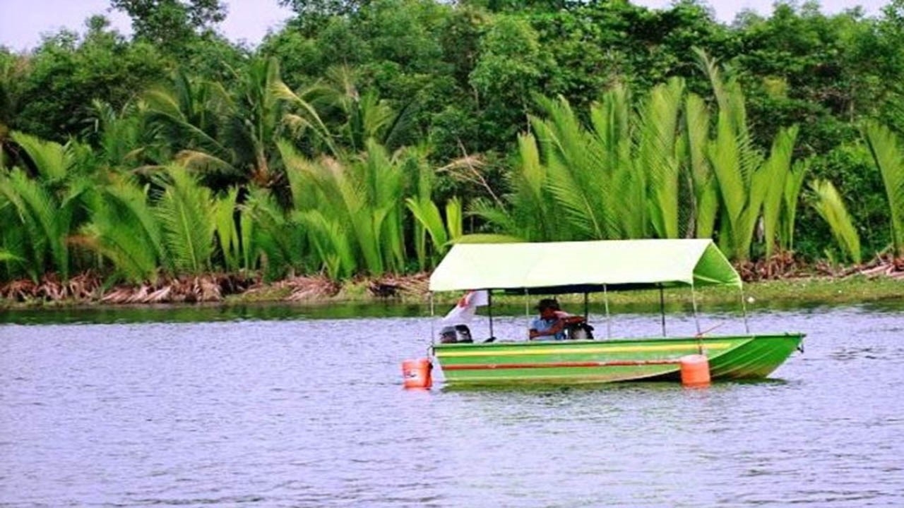 Điểm du lịch sinh thái được yêu thích nhất năm 2022 là Cần Thơ.